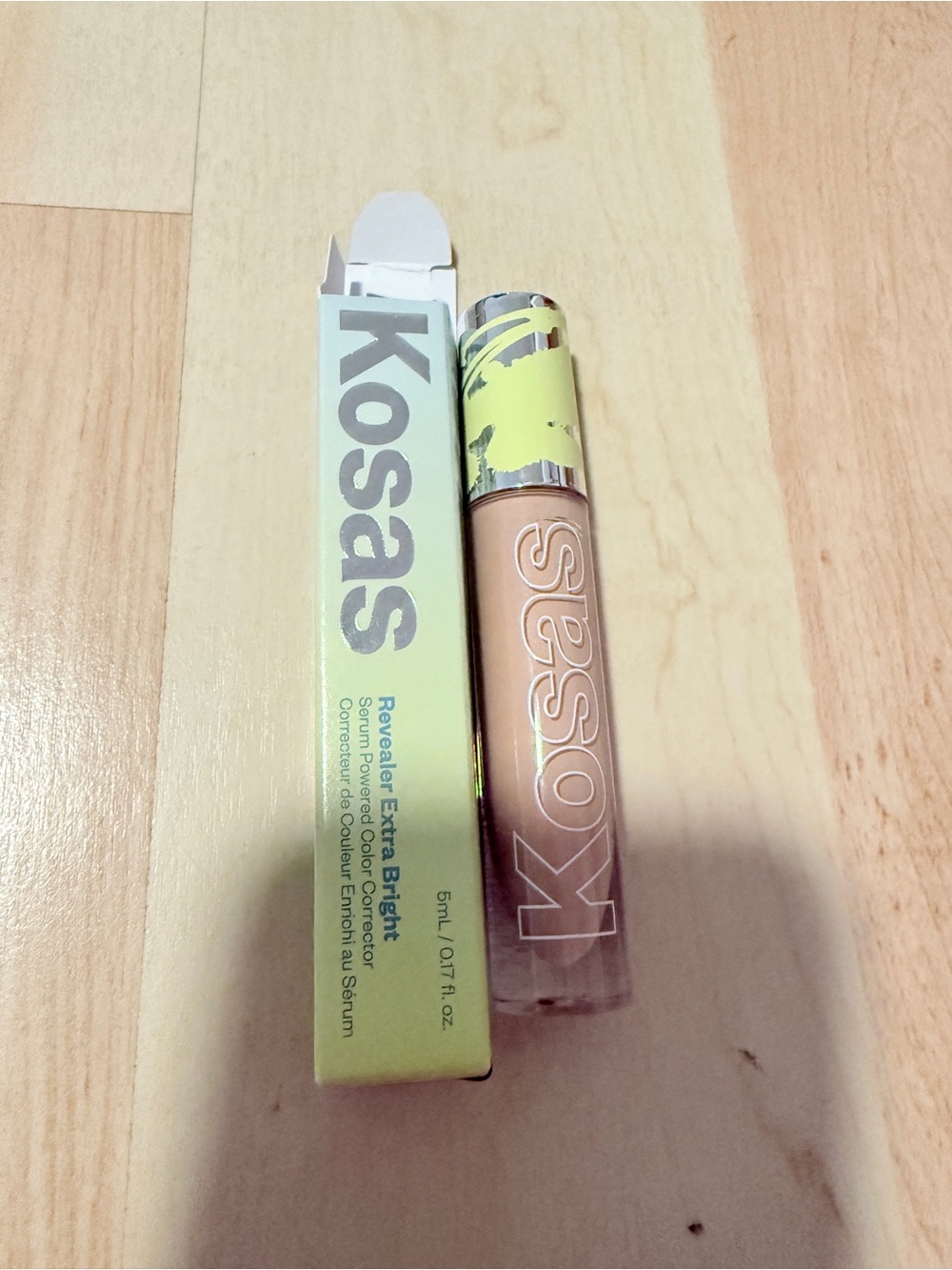Revealer Extra Bright Serum-Powered Color Corrector, Illusion - Picture 2 of 3